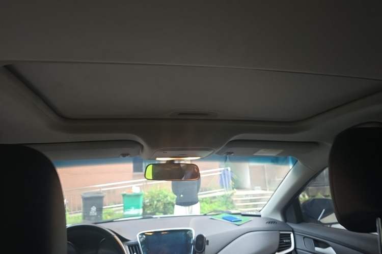 Used Chevrolet Monza 2020 Light Hybrid Redline 320T Dual-Clutch Thrilling Edition Headliner