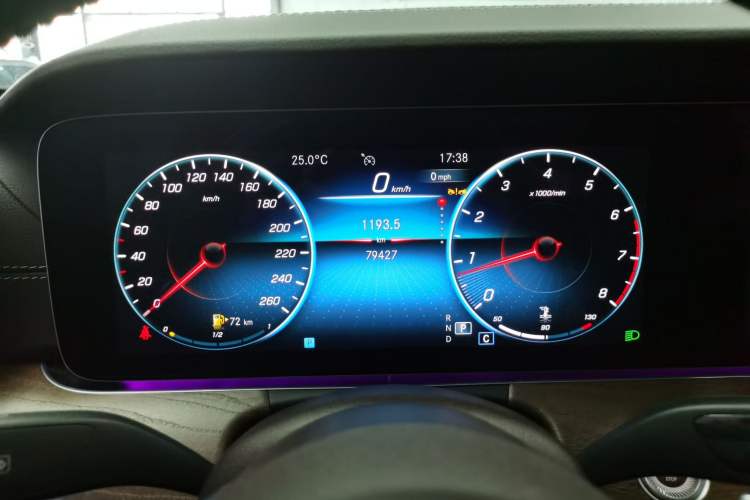 Used Mercedes-Benz E-Class 2023 Updated E 300 L Fashion Edition Instrument Cluster