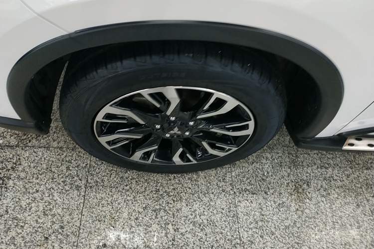 Used Mitsubishi Outlander 2019 2.0L Two-Wheel Drive Comfort Edition 5 Seats China VI Standard