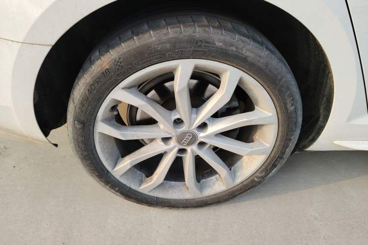 Used Audi A4L 2017 40 TFSI Fashion Model
