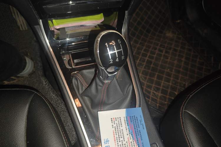 Used Great Wall C50 2016 1.5T Manual Comfort Edition Gear Lever