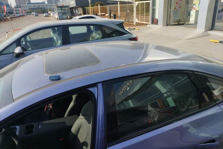 Used Nissan N6 2026 Model 180 Max Roof