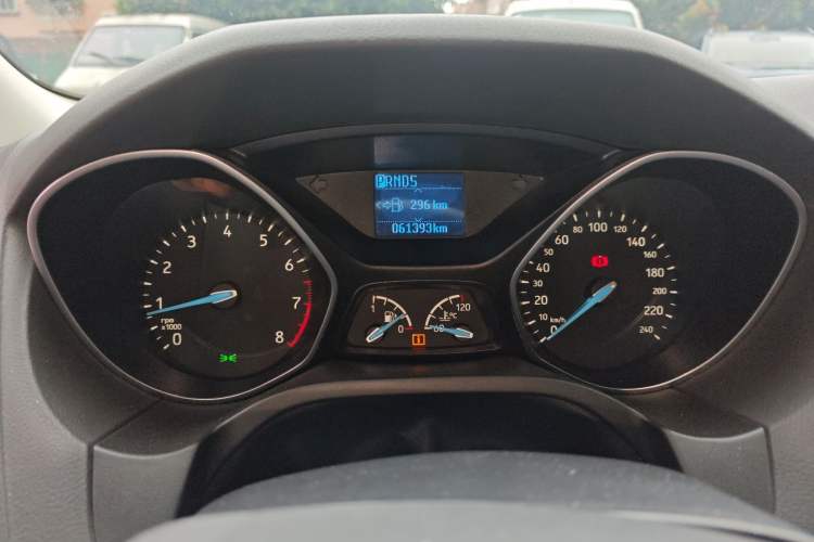 Used Ford Focus 2015 Hatchback EcoBoost 125 Automatic Supreme Style Edition
