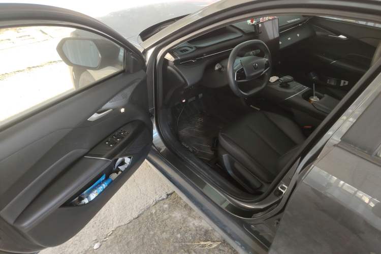 Used Changan Eado DD 2023 Blue Whale NE 1.5T GDI DCT Enjoy Edition
