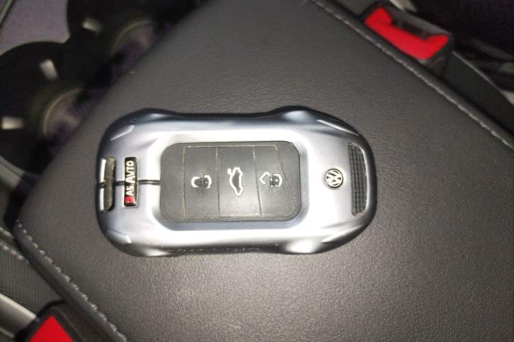 Used Volkswagen Tayron 2023 300TSI Two-Wheel-Drive Luxury Plus Advanced Edition Vehicle Key