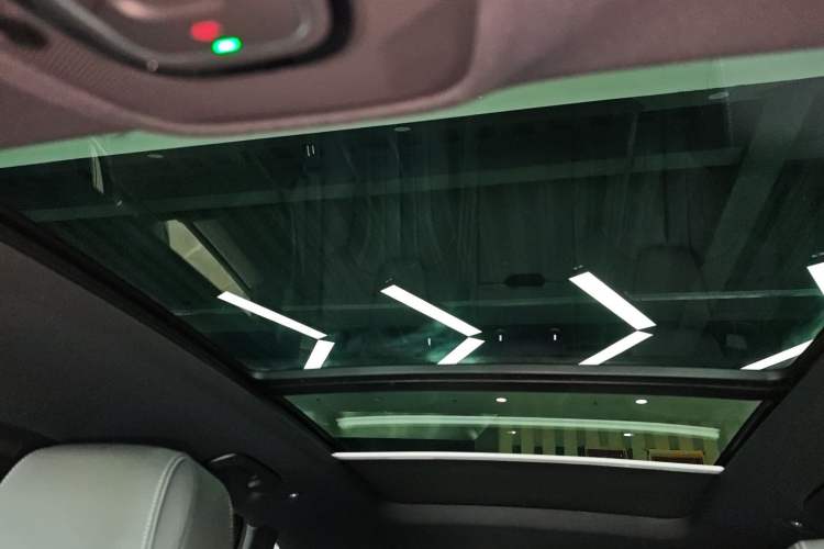 Used Audi Q5L 2023 40T Luxury Dynamic Model
