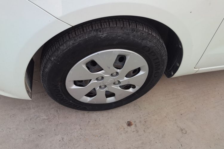 Used Kia K2 2015 Sedan 1.4L Automatic GLS
