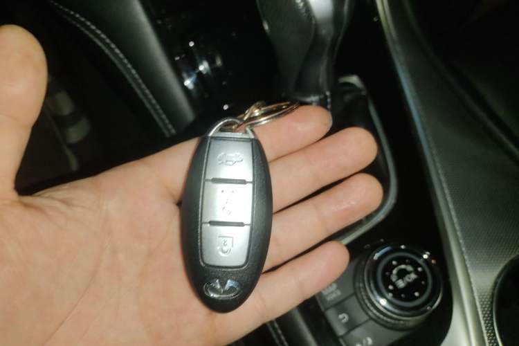 Used Infiniti Q50L 2016 2.0T Enjoyment Edition
