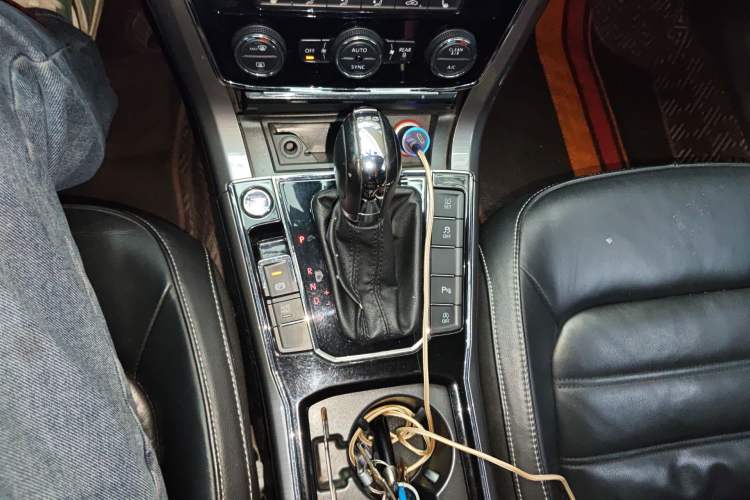 Used Volkswagen Passat 2017 330TSI DSG Luxury Edition
