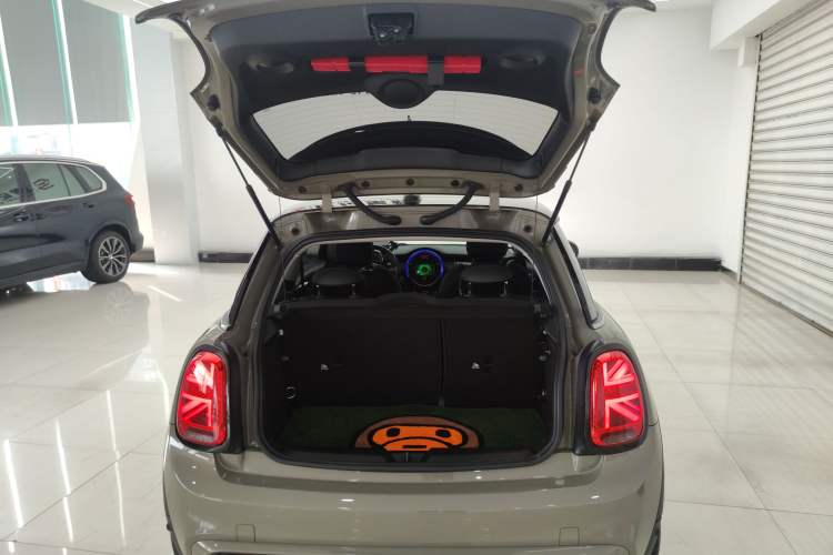 Used MINI 2018 2.0T COOPER S Classic Edition Trunk