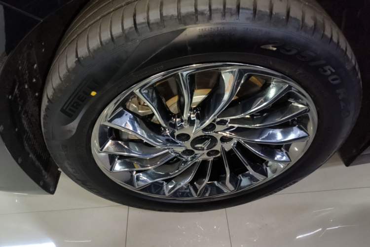 Used VOYAH Dream 2024 PHEV Ultra-Long Range Flagship Edition
