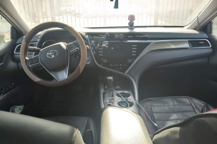 Used Toyota Camry 2018 Dual-Engine 2.5 HG Luxury Edition