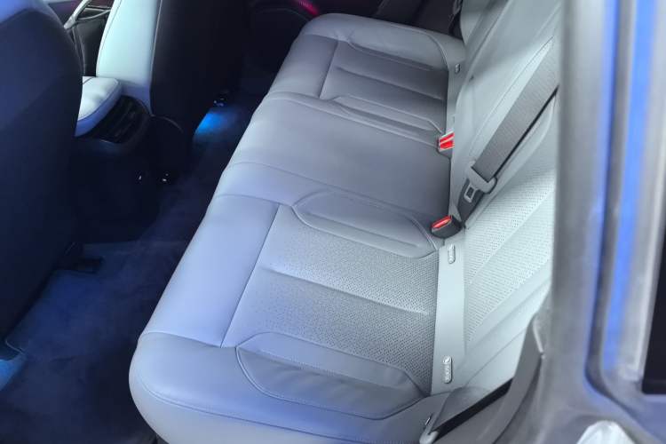 Used Nio ET5T 2024 75kWh Touring Left Rear Seat