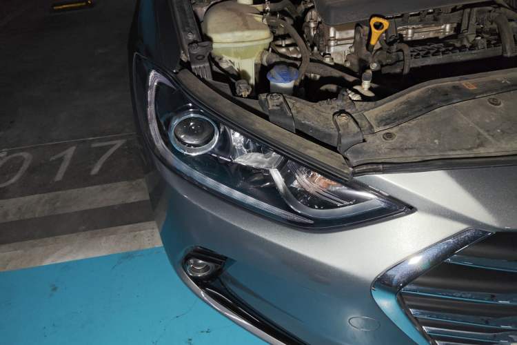 Used Hyundai Elantra (6th Generation / Lingdong) 2018 1.4T Dual-Clutch Xuan Dong · Dynamic Edition Right Front Headlight