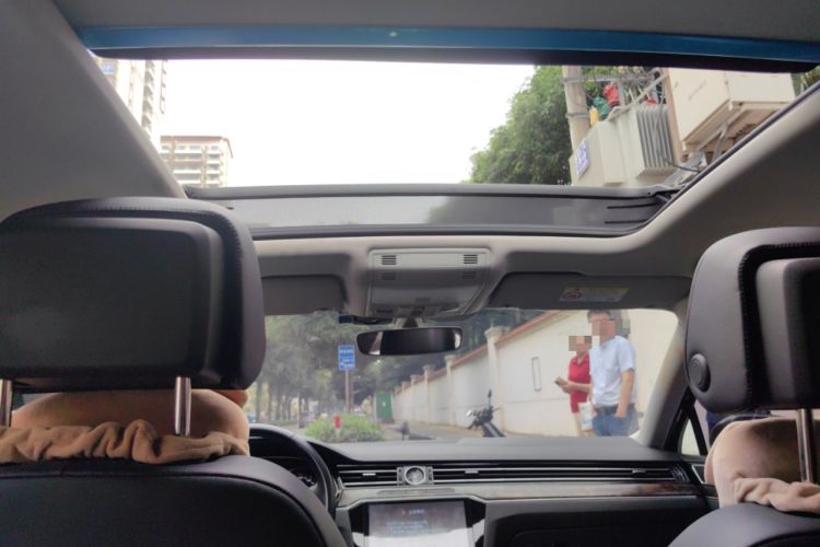 Used Volkswagen Magotan 2017 330TSI DSG Luxury Model Headliner