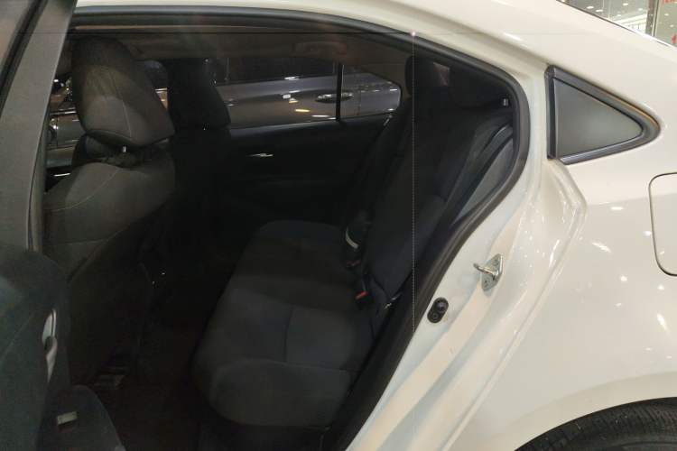 Used Toyota Corolla 2021 Dual-Motor 1.8L E-CVT Elite Edition