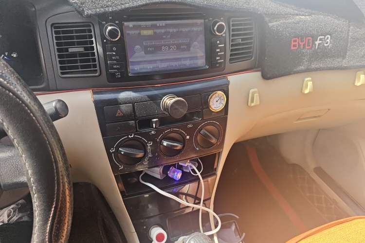 Used BYD F3 2012 Energy-Saving Model 1.5L Manual Comfort Version Audio And AC Panel