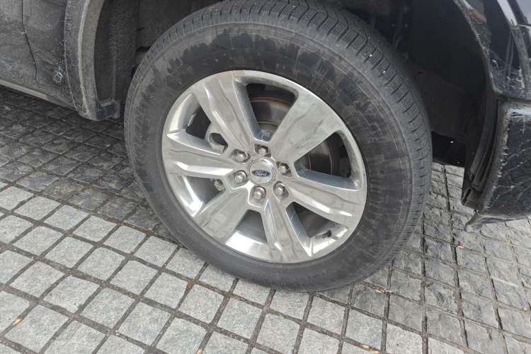 Used Ford F-150 Raptor 2019 3.5T LTD Right Front Wheel Hub