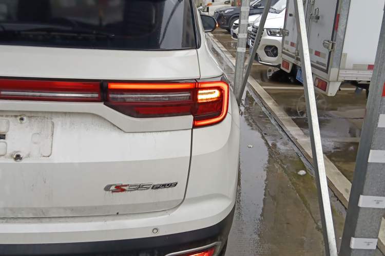 Used CHANGAN CS35PLUS 2018 1.6L Automatic Changlian Edition China V Standard