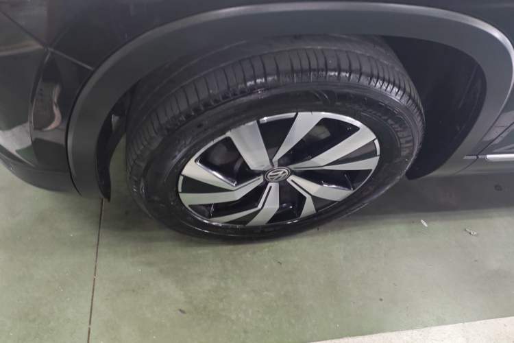 Used Volkswagen Tayron 2019 330TSI Two-Wheel Drive Luxury Model China VI Standard