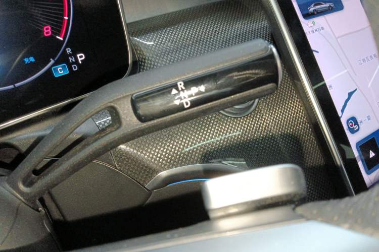 Used Mercedes-Benz C-Class 2024 Restyled C 260 L Sport Edition Gear Lever