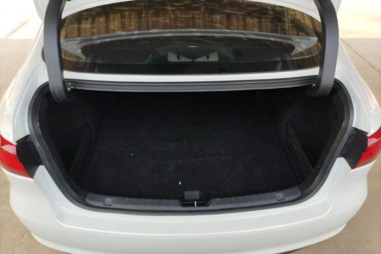 Used CHANGAN Raeton CC 2018 1.5T Automatic Zunya Model China V Standard