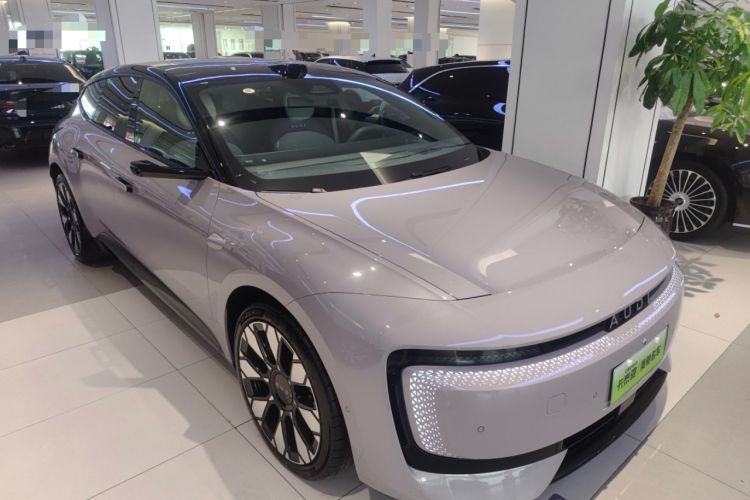 Used Audi E5 Sportback 2026 Flagship Quattro Model Front Right 45 Deg