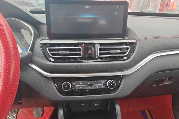 Used Bestune T33 2019 1.6L Manual Luxury Version China V