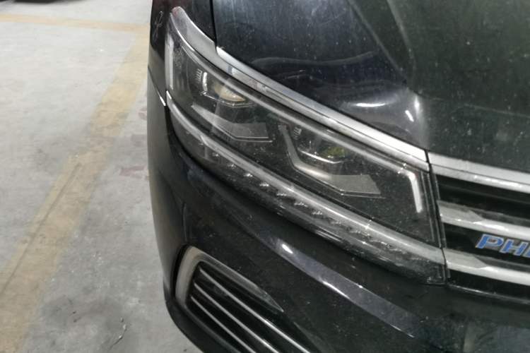 Used Volkswagen Tiguan L New Energy 2020 430 PHEV Plug-in Hybrid Flagship Edition Right Front Headlight