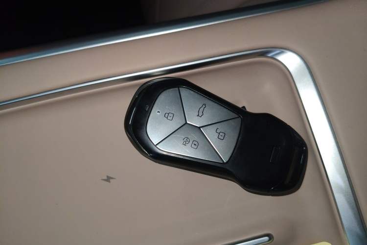 Used XPeng G9 2025 625 Long-Range Max
