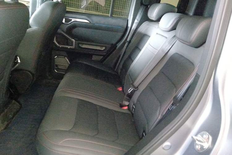 Used JETOUR Traveler 2023 2.0T All-Wheel Drive CrossPRO+ Left Rear Seat