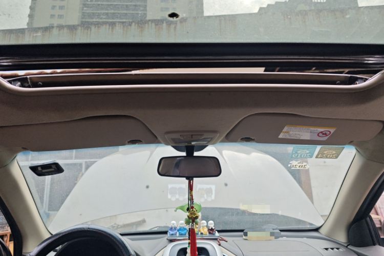 Used Baojun 630 2011 1.5L manual Elite version
