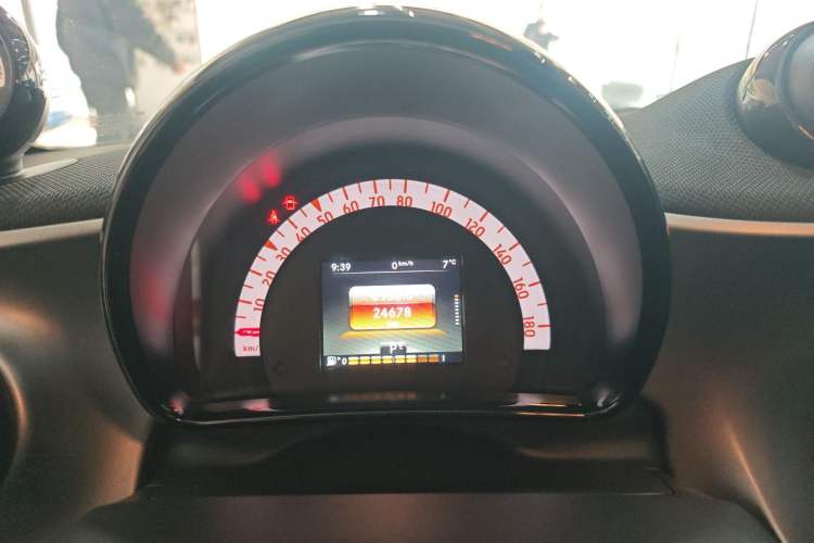 Used smart forfour 2018 0.9T 66 kW Pioneer Edition
