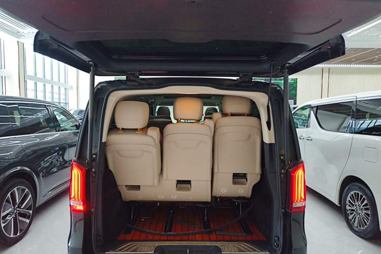 Used Mercedes-Benz V-Class 2020 V 260 L Long-wheelbase Luxury Edition