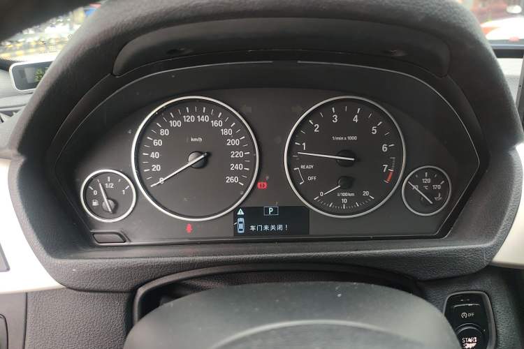 Used BMW 3 Series GT 2016 320i Fashion Model