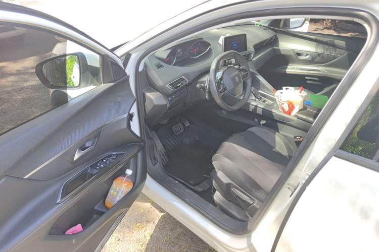 Used Peugeot 4008 2018 350THP Comfort Edition Driver Seat