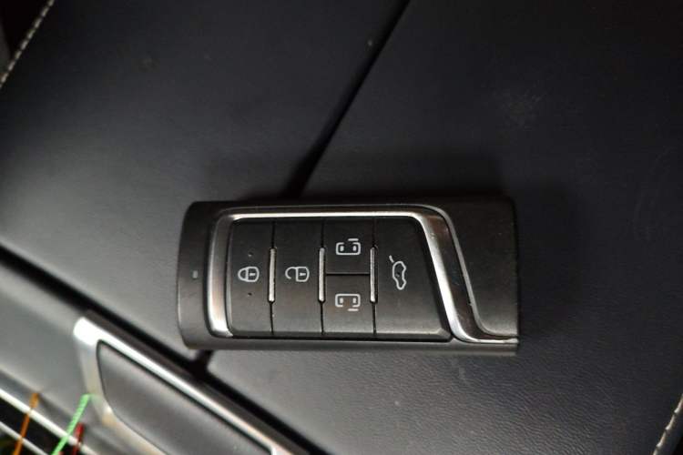 Used GAC Trumpchi M8 2021 Master Series 390T Ultimate Edition Vehicle Key
