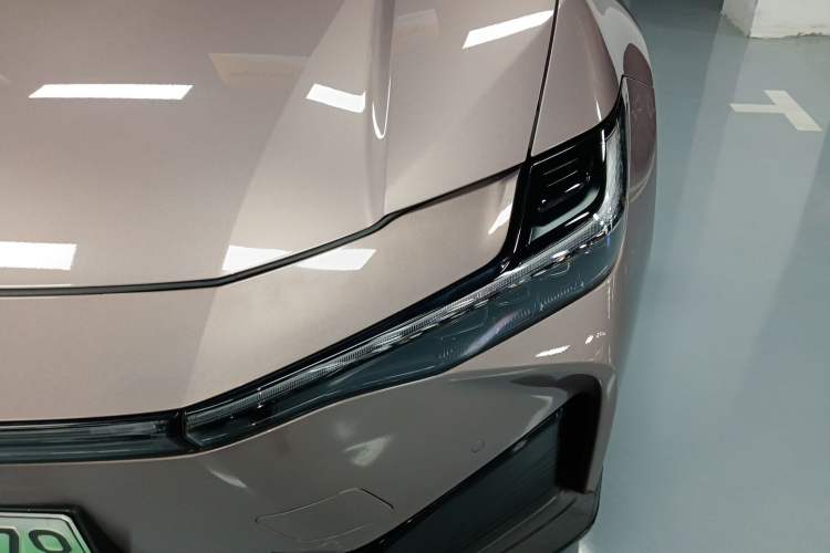 Used Toyota bZ3 2023 616 km Long-Range Premium
