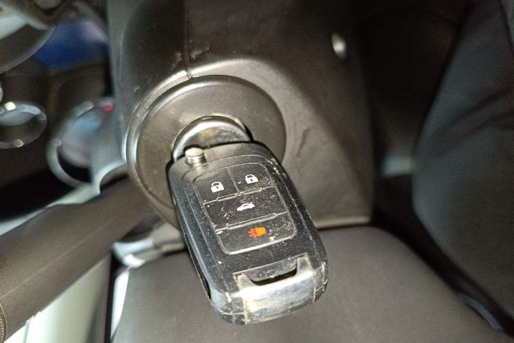 Used Buick Regal 2015 1.6T Leading Technology Model Vehicle Key