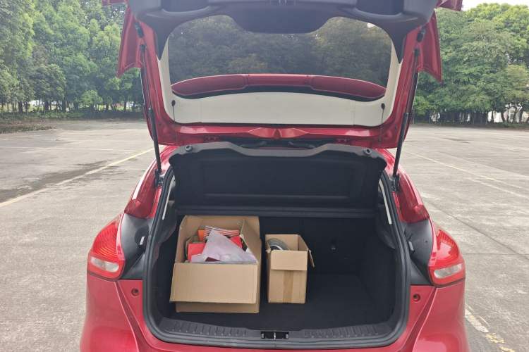 Used Ford Focus 2018 Hatchback Classic EcoBoost 180 Automatic Elite Model
