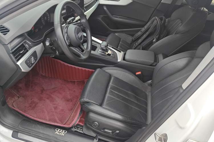 Used Audi A4L 2020 40 TFSI Fashion Dynamic Model Left Front Seat