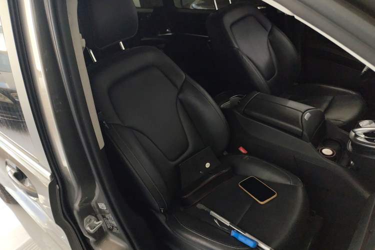 Used Mercedes-Benz V-Class 2017 V 260 L Prestige Extended Edition