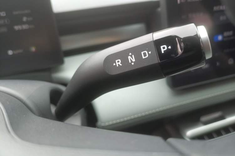 Used Roewe D6 2025 450km Deluxe Edition