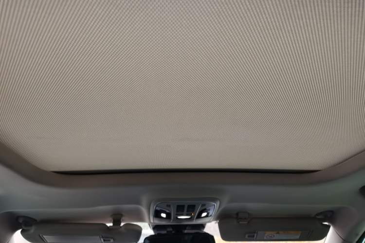 Used Haval F7 2019 1.5T Two-Wheel Drive i-Type China V Standard Headliner