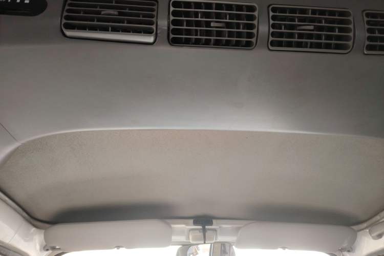 Used Wuling Rongguang EV 2020 Basic Version 7-Seater 300 km
