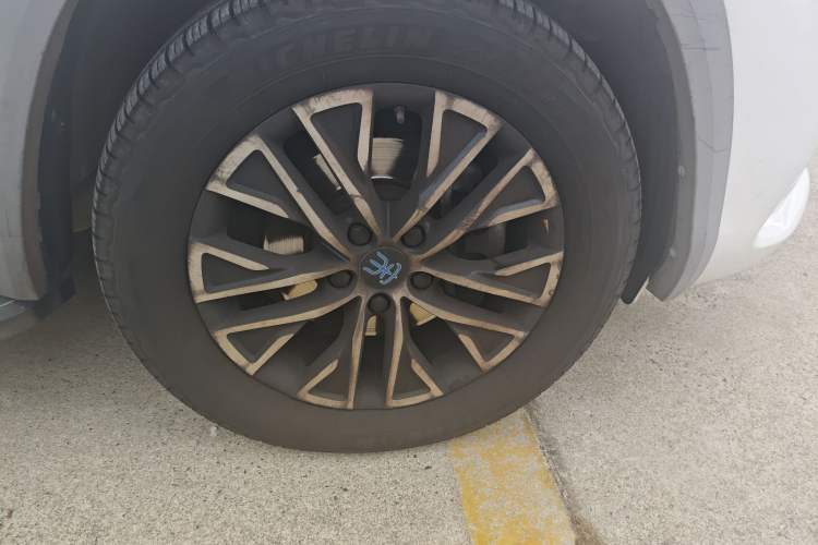 Used BYD Song New Energy 2017 Song DM 1.5TID All-Wheel Drive Luxury Model
