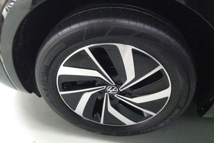 Used Volkswagen Viloran 2023 Facelift 330TSI Luxury Edition
