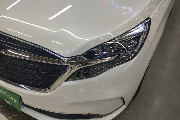 Used Buick GL8 2022 ES Landtrek 653T Comfort Edition