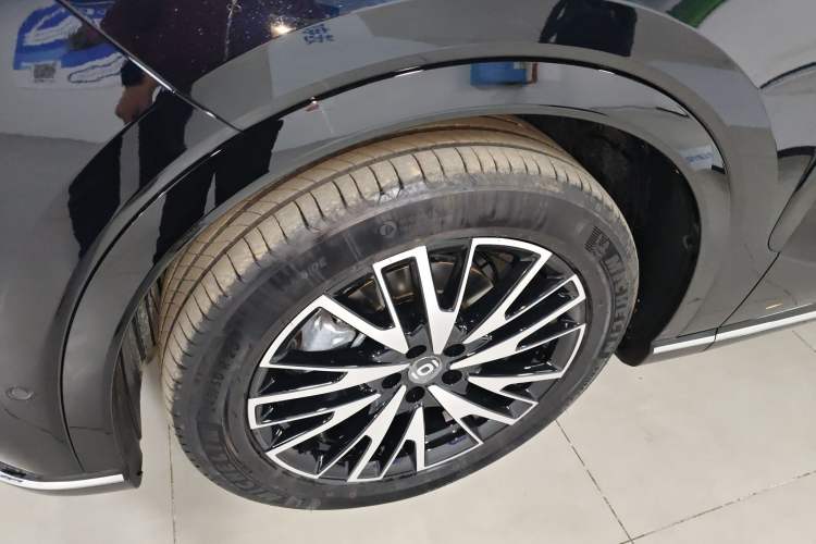 Used CHANGAN NEVO Q07 2025 Model 215 Laser Flagship PLUS
