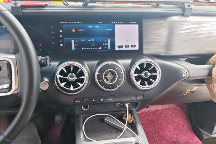 Used Tank 300 2021 City Edition 2.0T—Truly Stylish
